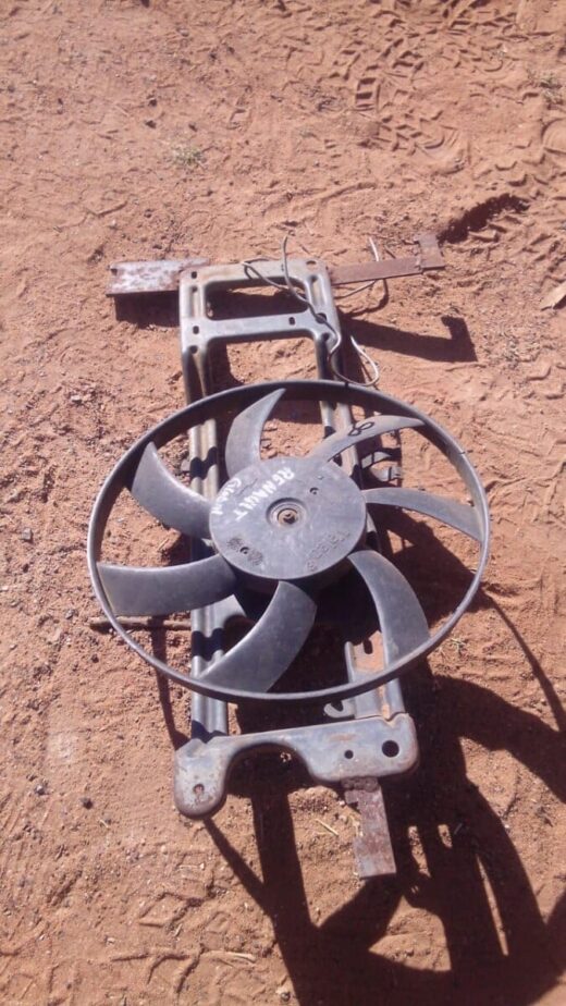 Renault Kangoo Radiator Fan -Used Renault Kangoo Radiator Fan Used – main product image