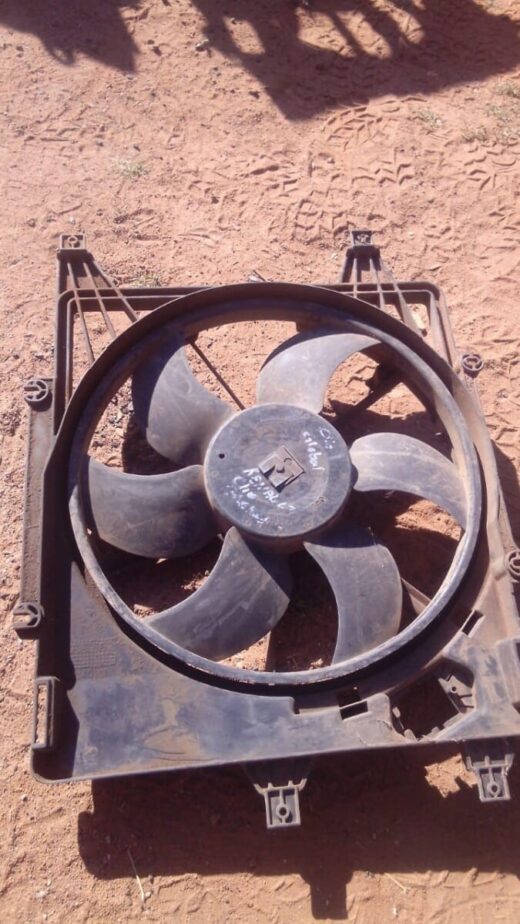Renault Clio Radiator Fan - Used Renault Clio Radiator Fan – Used – main product image