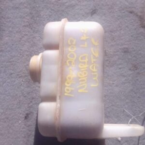 2002 Daewoo Nubira Water Bottle – Used – main product image