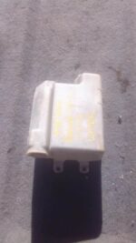 Used 2.5L Ford Ranger water bottle shown from front angle with attached cap and mounting points.Used 2.5L Ford