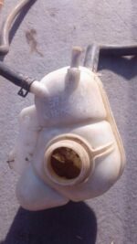 2002 Daewoo Lanos 1.6 Water Bottle – Used – main product image