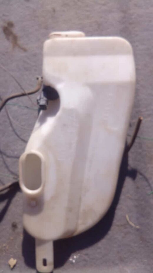 Renault Kangoo Washer Bottle - Used Renault Kangoo Washer Bottle – Used – main product image