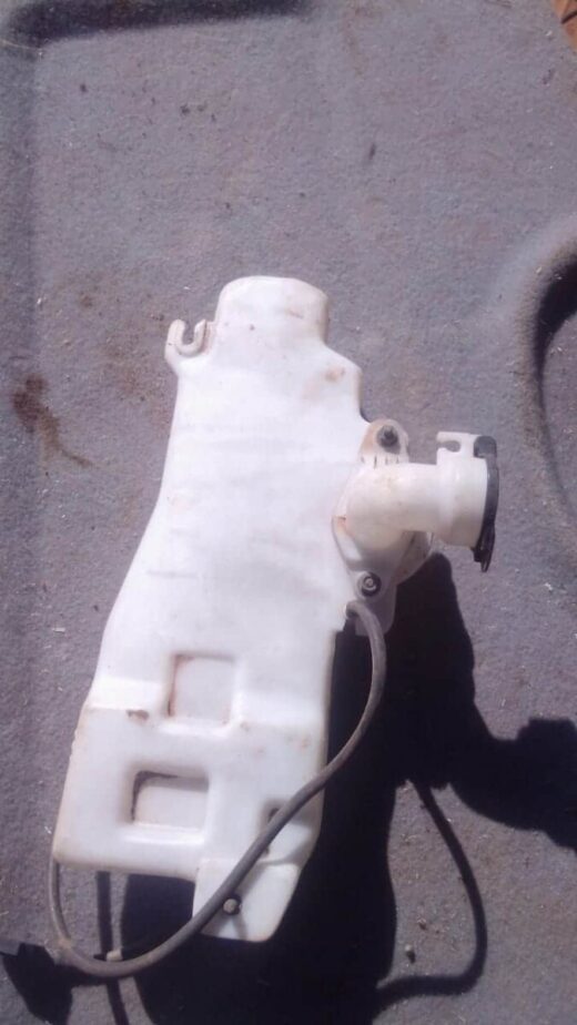 2008 Hyundai Atos Washer Bottle - Used 2008 Hyundai Atos Washer Bottle – Used – main product image