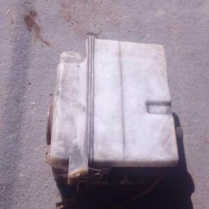 2003 Toyota Hilux Washer Bottle – Used – main product image