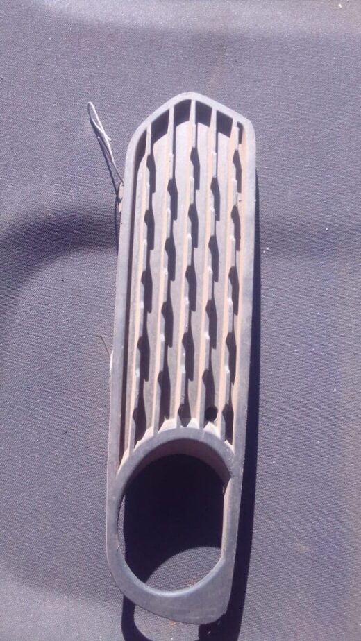 2011 Bmw F20 Left Spotlight Cover - Used 2011 Bmw F20 Left Spotlight Cover – Used – main product image