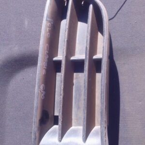 2009 Volkswagen Polo Classic Right Spotlight Cover – Used – main product image