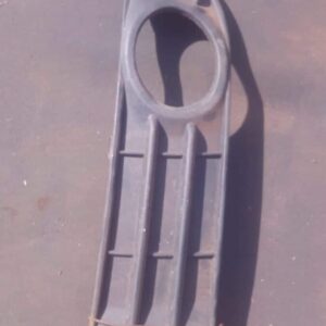 2004 Volvo S40 Right Spotlight Cover – Used – main product image