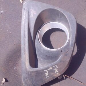 2009 Mazda 2 Right Spotlight Cover – Used – main product image