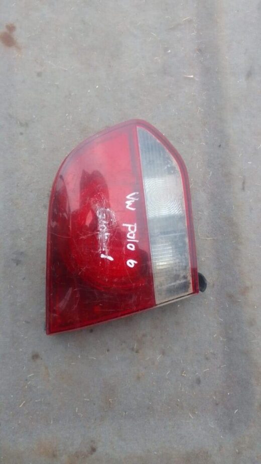 Volkswagen Golf 6 Left Inner Taillight - Used Volkswagen Golf 6 Left Inner Taillight – Used – main product image