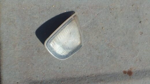 1990 Honda Prelude Left Corner Light - Used 1990 Honda Prelude Left Corner Light – Used – main product image