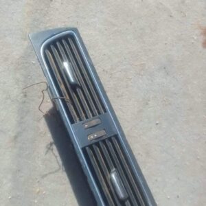 Center dashboard air vent for Audi A4 B9, used condition, front angle showing vent slats and frame.Center dash