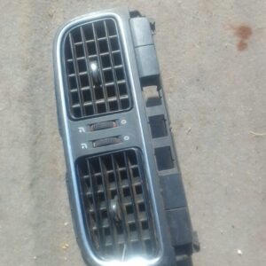 2010 Volkswagen Polo 6 Centre Dash Air Vent – Used – main product image