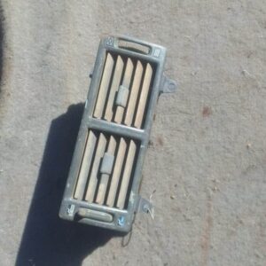1987 Toyota Cressida Centre Dash Air Vent – Used – main product image