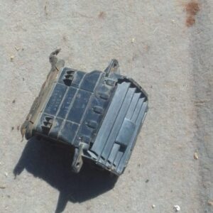 2005 Mazda 3 Left Dash Airvent – Used – main product image