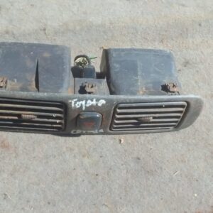 2000 Toyota Corolla RXI Centre Dash Airvent – Used – main product image
