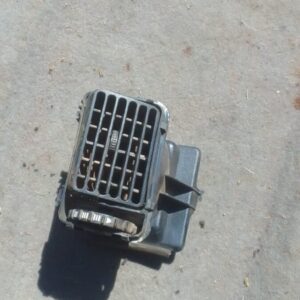 Fiat Uno Dash Airvent – Used – main product image