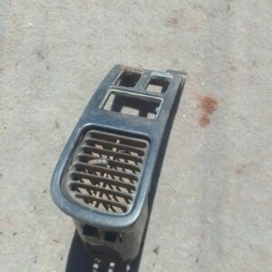 2003 Nissan Hardbody Right Dash Airvent – Used – main product image