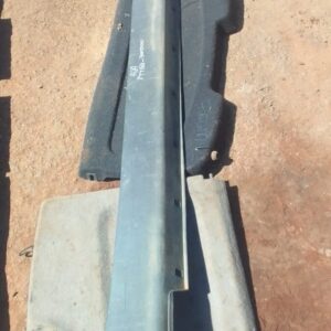 2010 Kia Sportage Right Side Skirt – Used – main product image
