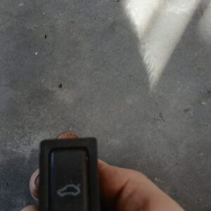 Chery J5 Bootlid Switch – main product image