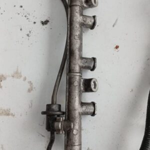 1997 Hyundai Accent 150i Fuel Rail – main product image