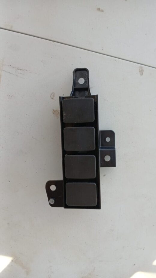 3A6Baa86-E42E-4025-B7Bd-Cd14A6Fa6538 2016 Nissan Qashqai/ X trail false switch – main product image