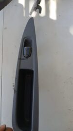 2016 NISSAN QASHQAI R/R WINDOW SWITCH – main product image