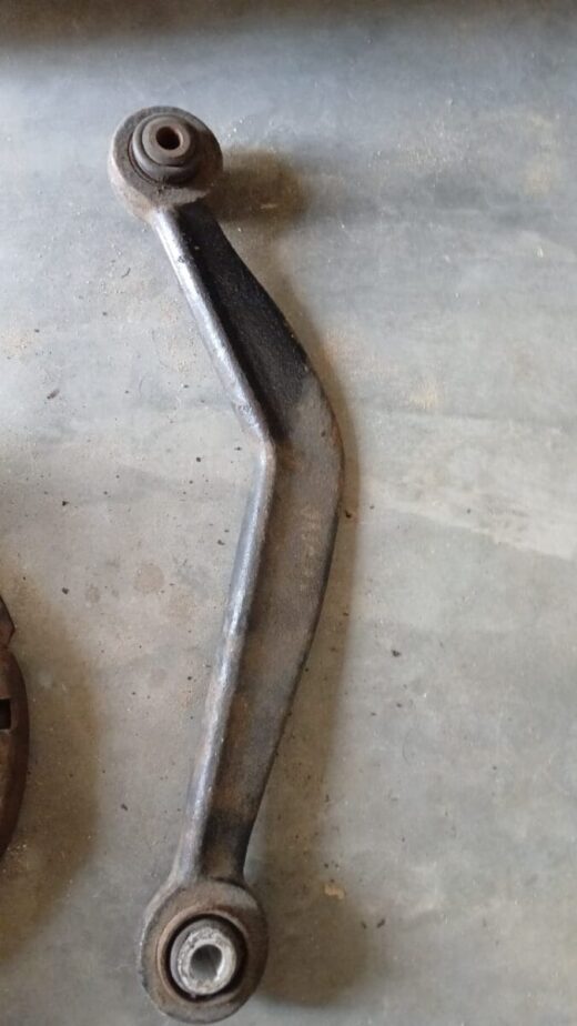 2006 Ford Territory Lateral Arm/ Control Arm 2006 Ford Territory Lateral Arm/ Control Arm