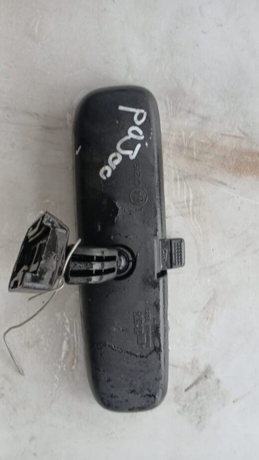 2003 Mitsubishi Pajero 3.2 Did Interior Rear View Mirror – front view