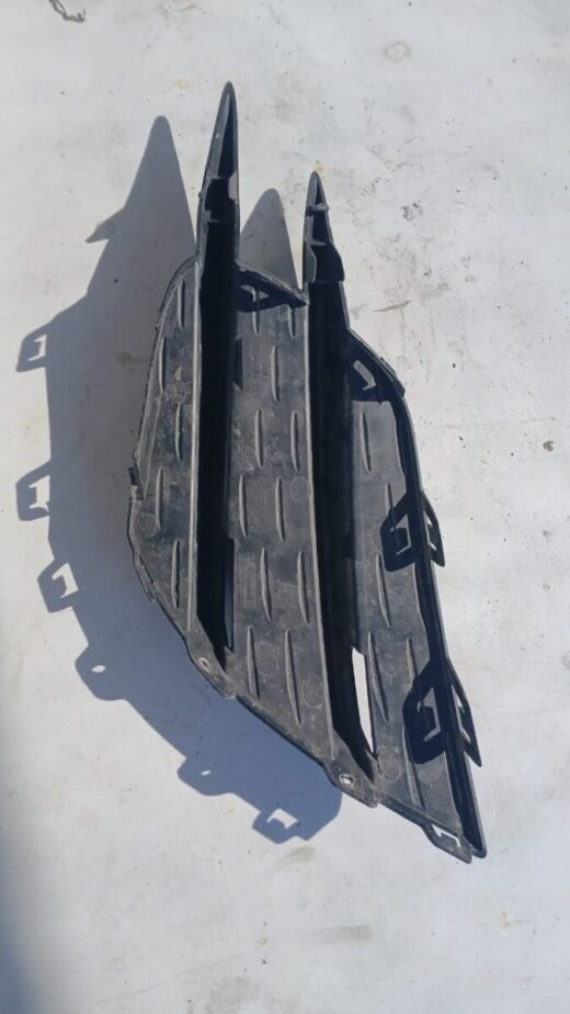 Used OEM Mercedes Benz A W177 Front Bumper Grill 15361264 – front view