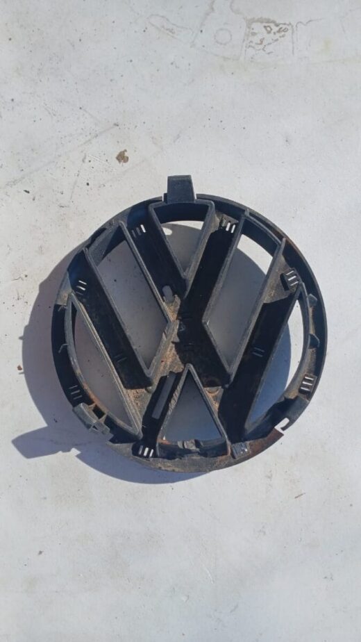 Used VW Golf 7 Front Badge/Emblem