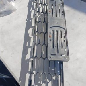 Used OEM Toyota Hilux GD6 Bumper Grille 53112YP060 – main product image