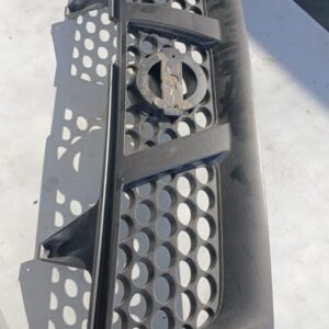 Nissan Hardbody OEM Grill – main product image