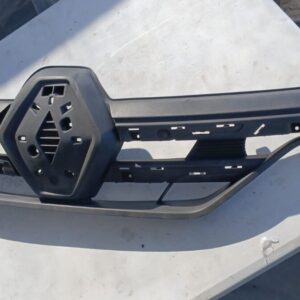 OEM Used 2021 Renault Kiger Top Main Grill Replacement Part – main product image