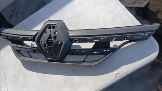 Oem Used 2021 Renault Kiger Top Main Grill Replacement Part OEM Used 2021 Renault Kiger Top Main Grill Replacement Part – main product image