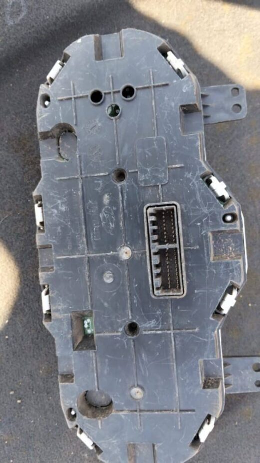 OEM Used Hyundai i20 Cluster – Genuine Instrument Panel Replacement – front view