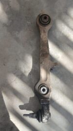 Audi A4 B6 Used Lateral Control Arm – Quality Hook for Better Handling – main product image