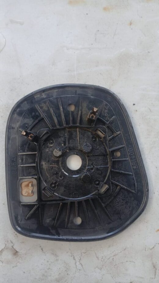 Door Mirror Glass – front view