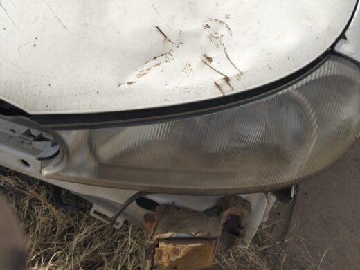 Whatsapp Image 2025-06-26 At 13.26.54 1998 Ford Mondeo Left Headlight – Brits Brothers Auto Parts – main product image