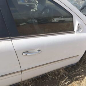 Mercedes ML320 CDI W164 Right Front Door Shell Used – OEM Panel | Brits Brothers