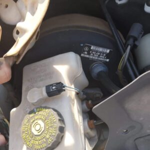 Mercedes ML320 CDI W164 Brake Booster & Master Cylinder Used – OEM Combo | Brits Brothers