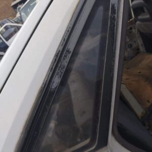 Mazda 323 Right Rear Quarter Glass Used – Secure Fitment | Brits Brothers™ – main product image