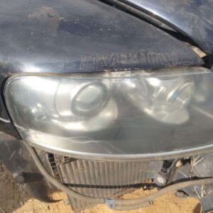 2003 VW Touareg Right Headlight (Used) – Brits Bros Auto Parts