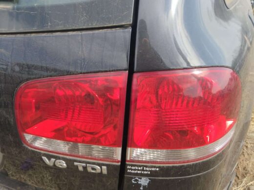 2003 Vw Touareg Right Outer Taillight (Used) – Brits Brothers Auto Parts 2003 VW Touareg Right Outer Taillight (Used) – Brits Brothers Auto Parts