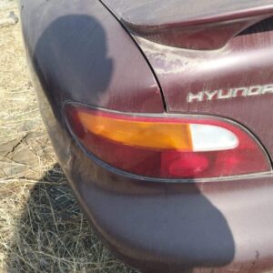 1996 Hyundai Elantra J2 Left Taillight Used – Brits Brothers™