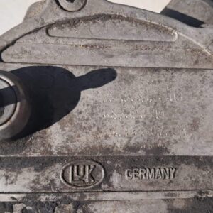 Brake Vacuum Pump BMW 550i 650i X5 750i Used 68739010 | Brits Brothers™ – main product image