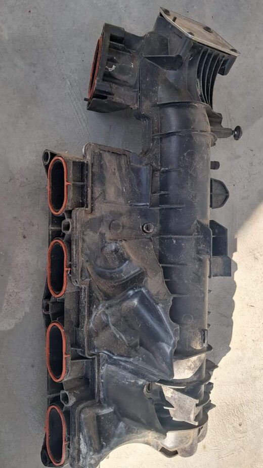 Mercedes 271 C180 intake manifold & throttle body used – OEM M271 part