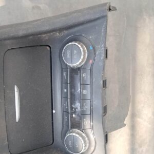 Mercedes W176 climate control unit used – OEM HVAC A-Class panel