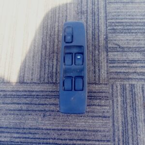 2002 Mitsubishi Pajero 4M41 Auto Window Switch Used Replacement | Brits Brothers™ – main product image