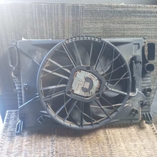 2005 Mercedes Benz E200 271 Fan And Radiator Used – Brits Brothers™ 2005 Mercedes Benz E200 271 Fan and Radiator Used | OEM Cooling | Brits Brothers™ – main product image