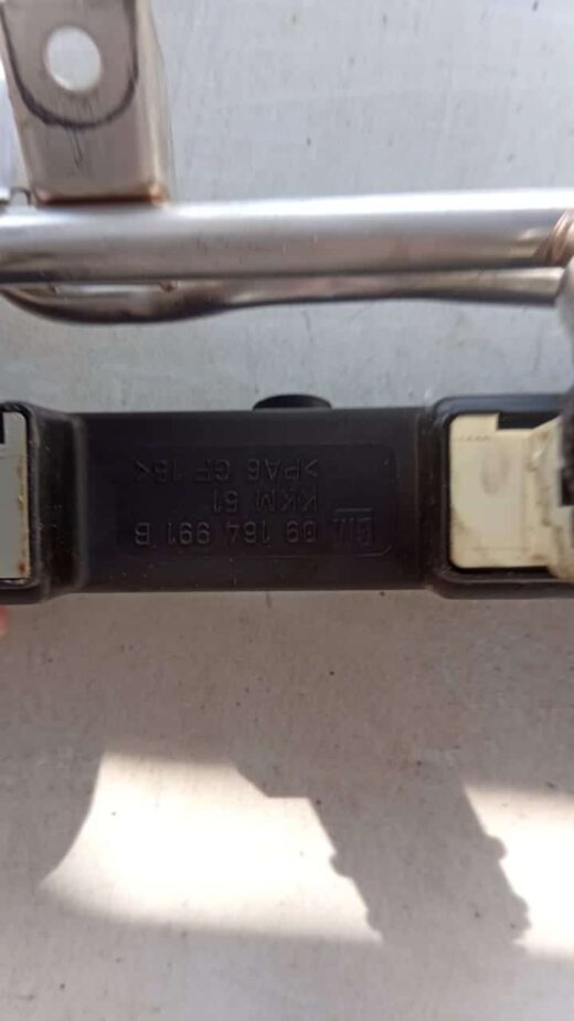 Opel Astra G 1.8 Fuel Rail & Injectors Used – Complete OEM Fuel Delivery